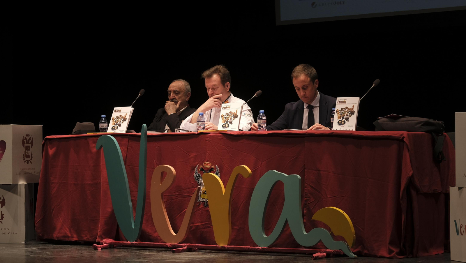 La presentación del libro de postres de Antonio Carmona, en imágenes