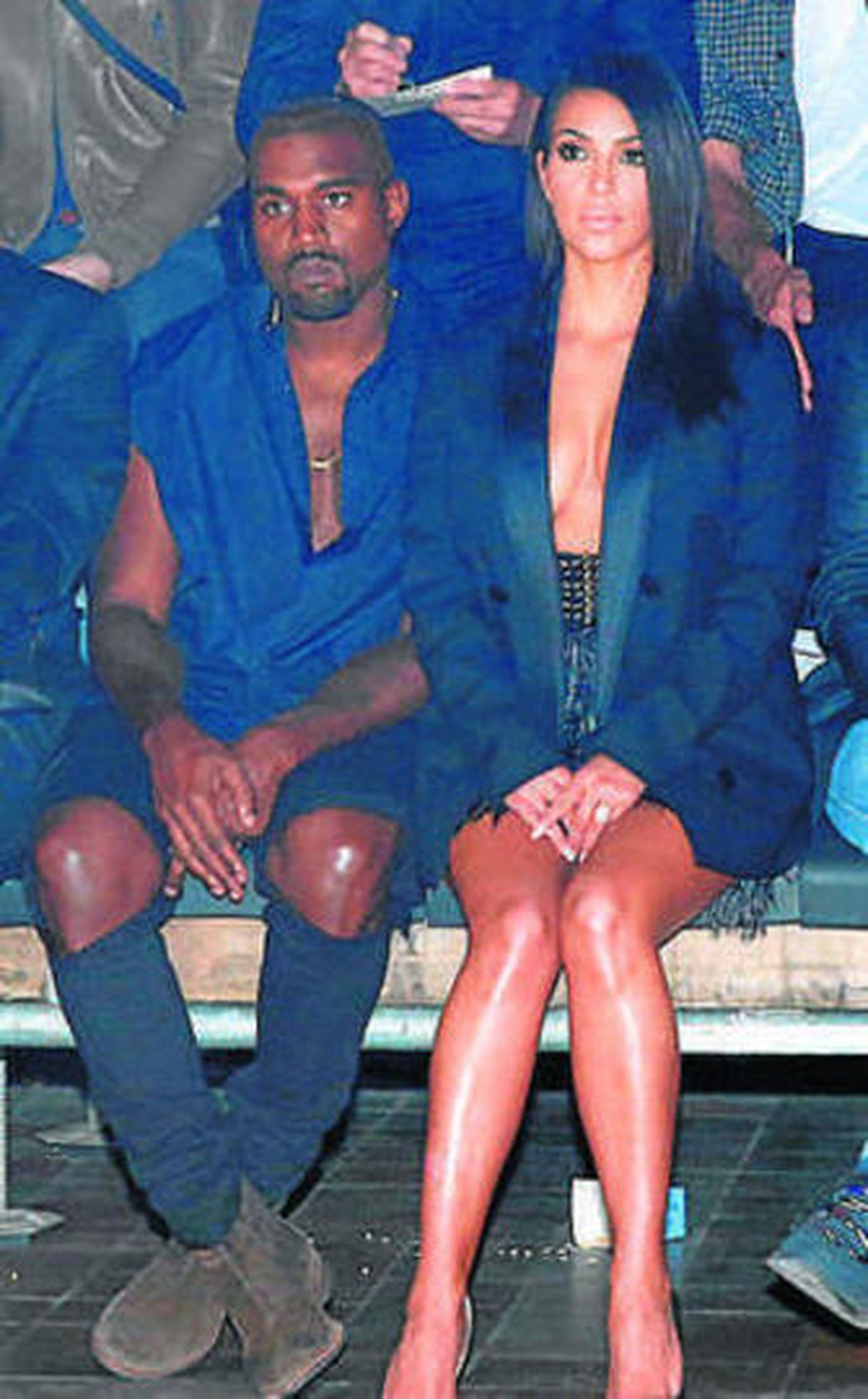 Desfile de famosos en la Semana de la Moda de París