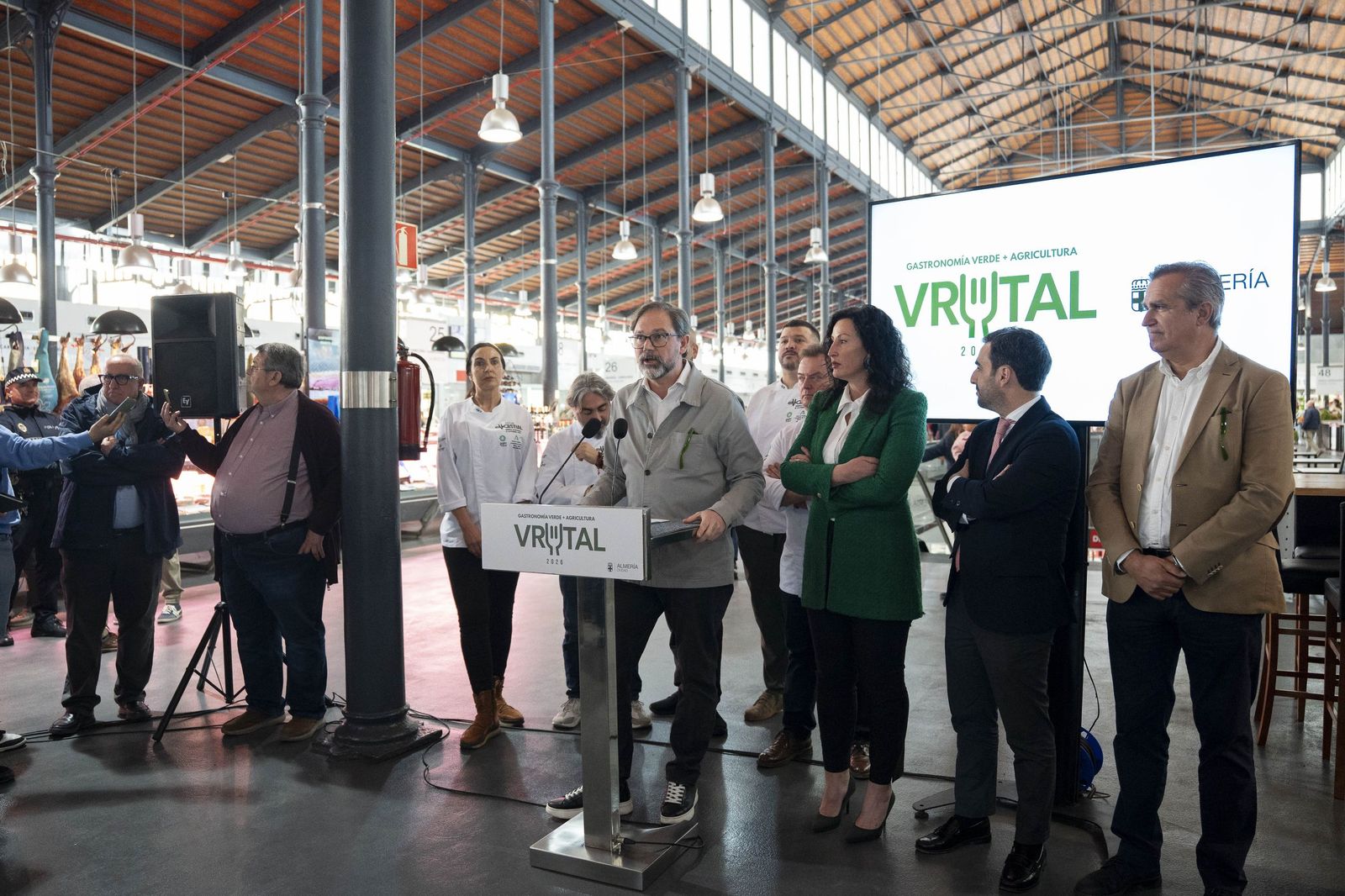 Presentación de Vrutal en el Mercado Central de Almería