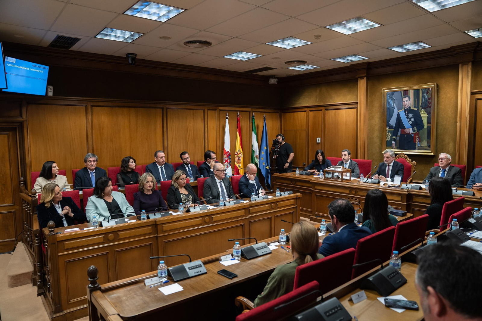 Así se ha vivido la investidura del nuevo presidente de la Diputación Provincial de Almería