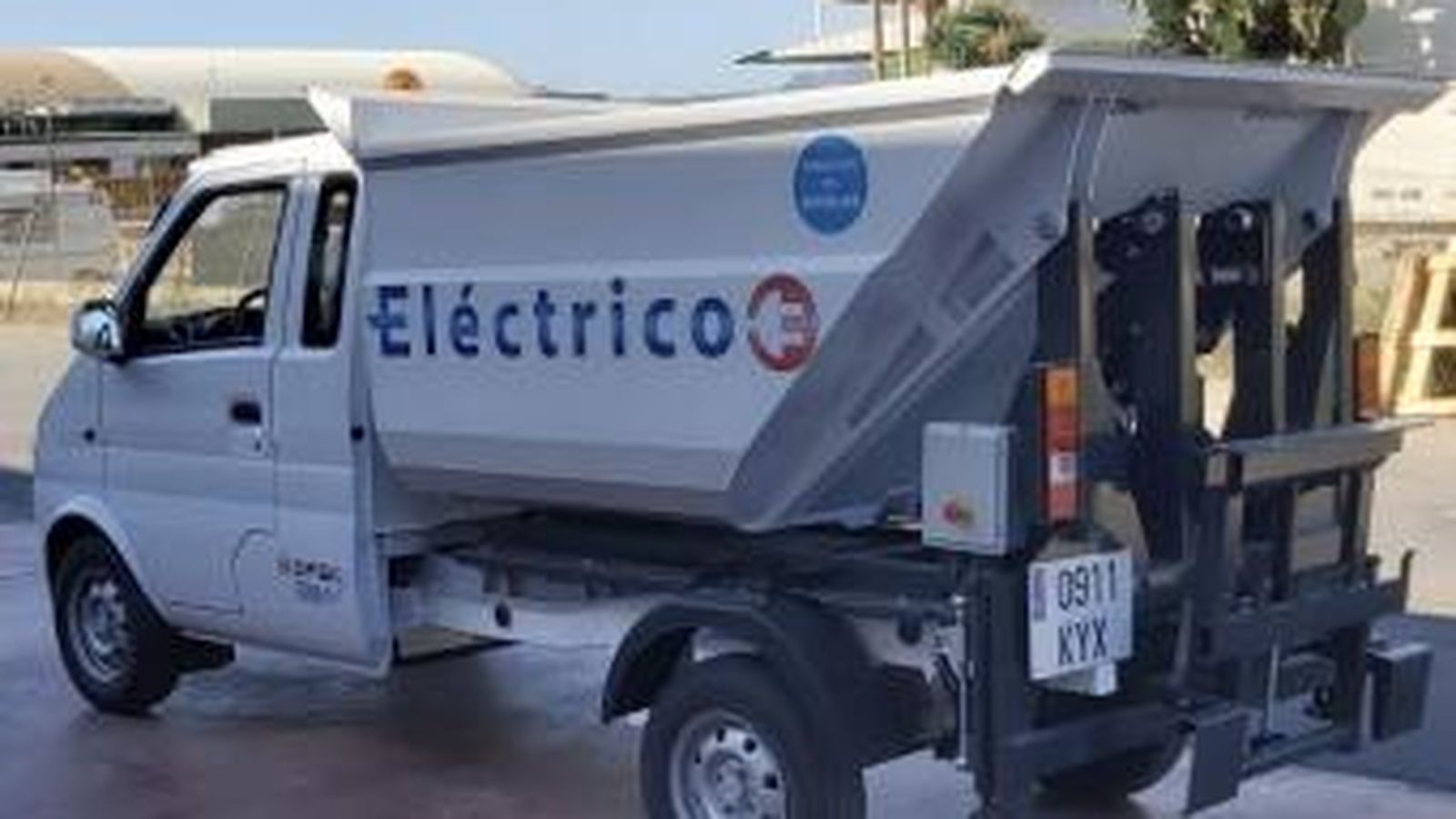 Las transformaciones pueden convertir al K01He en un vehículo para la recogida de residuos sólidos urbanos, entre otras muchas tareas.