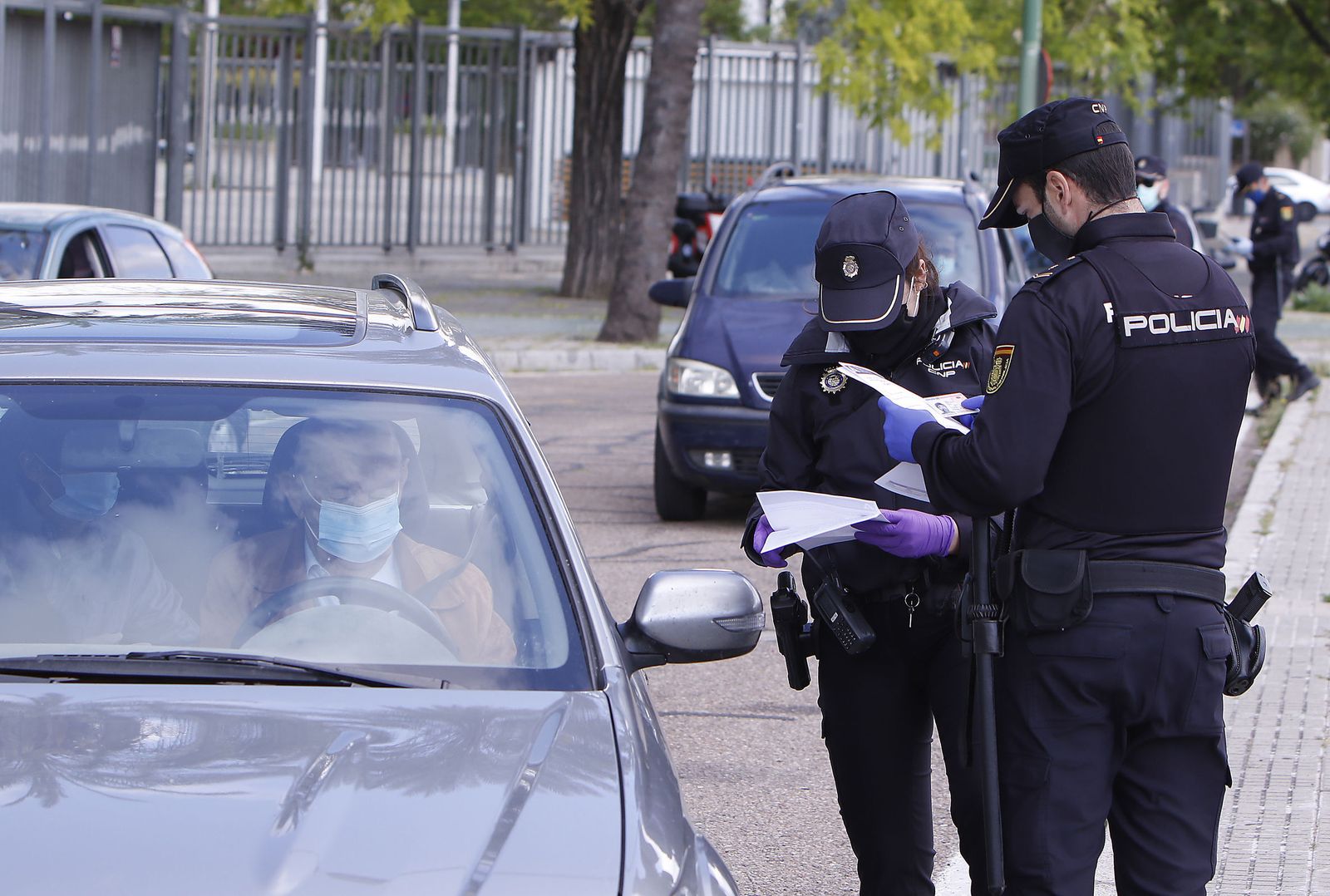 El confinamiento perimetral de Andalucía se prolonga y se revisará cada semana