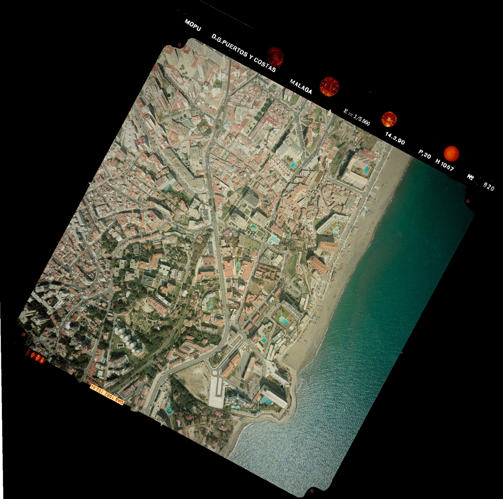 Vista aérea de Torremolinos en 1990 Vista aérea de Torremolinos en 1990.