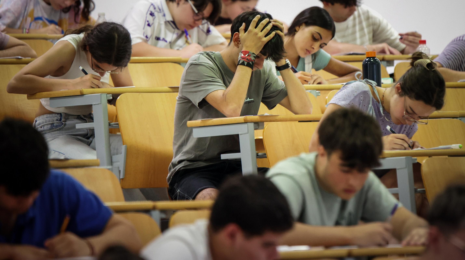 Imágenes de las pruebas de selectividad en el Campus de Jerez