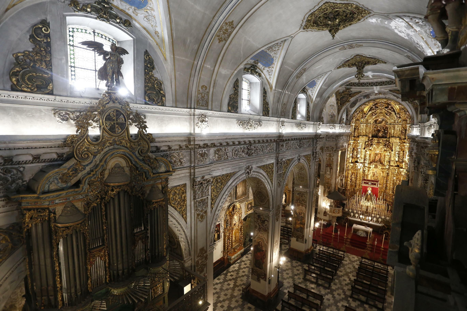 La restauración del coro alto de la parroquia de la Magdalena