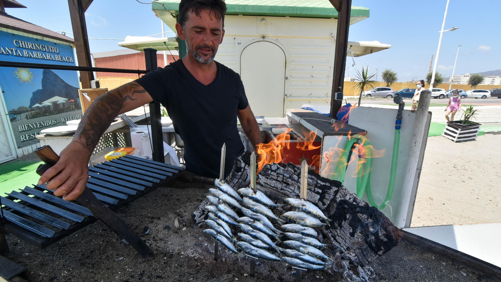 La ruta del espeto por la playa de La Línea