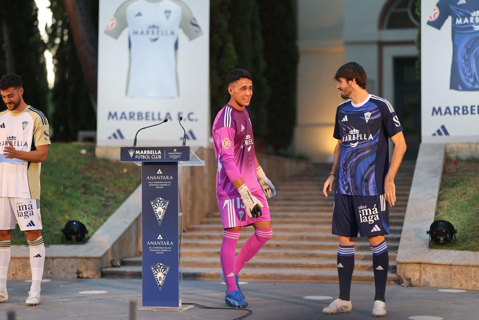 Así son las camisetas del Marbella FC 2025/2026