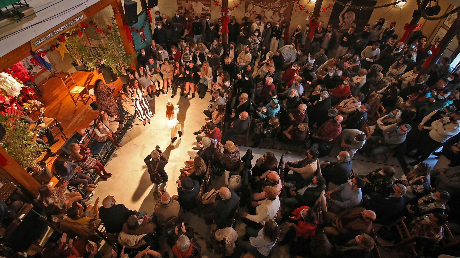 Así se disfrutaron las zambombas el día 6 de diciembre en Jerez