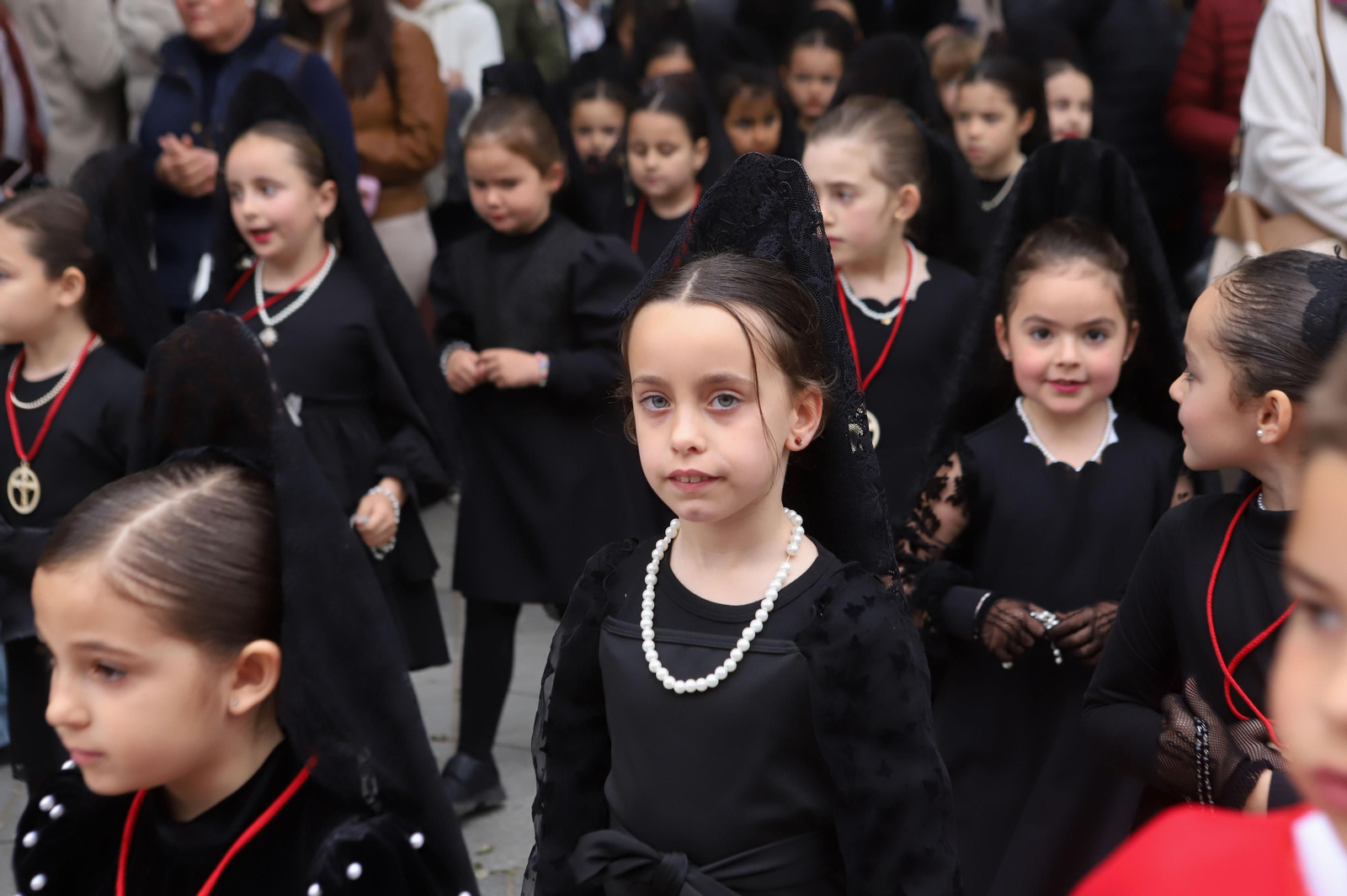 Fotos de la procesión infantil del colegio Nuestra Señora de los Milagros de Algeciras