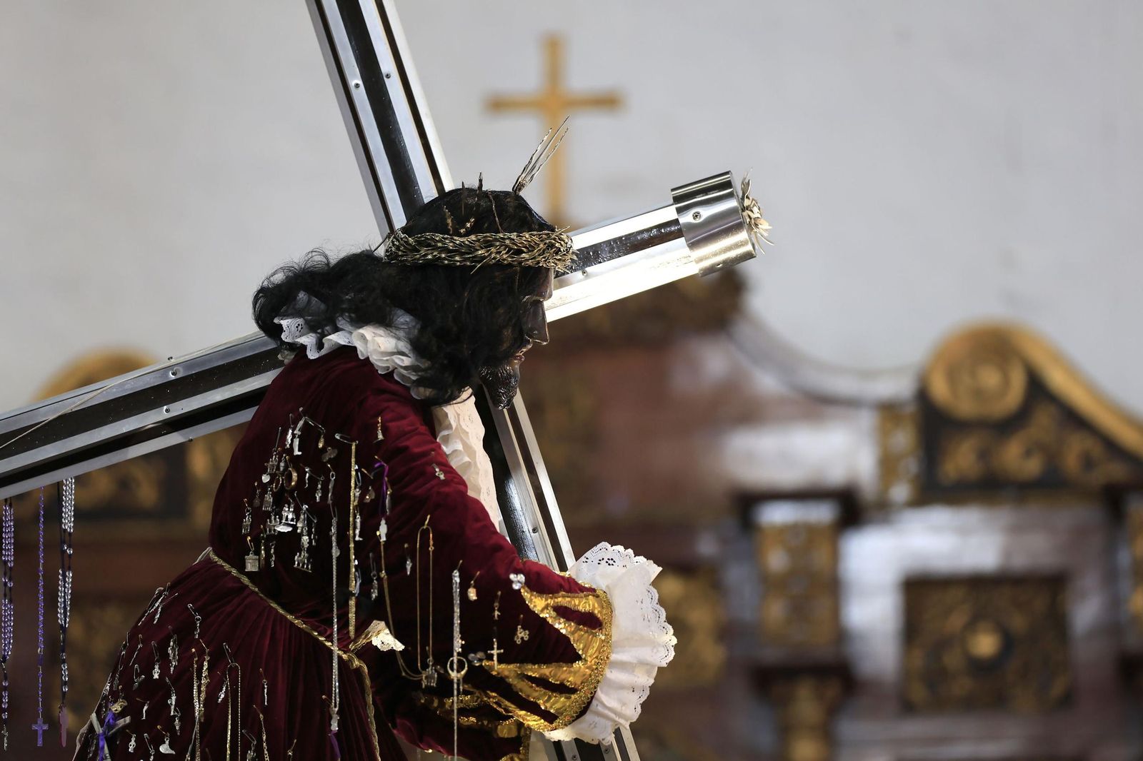 El Cristo Negro de Portobelo es venerado por sus milagros en Panamá