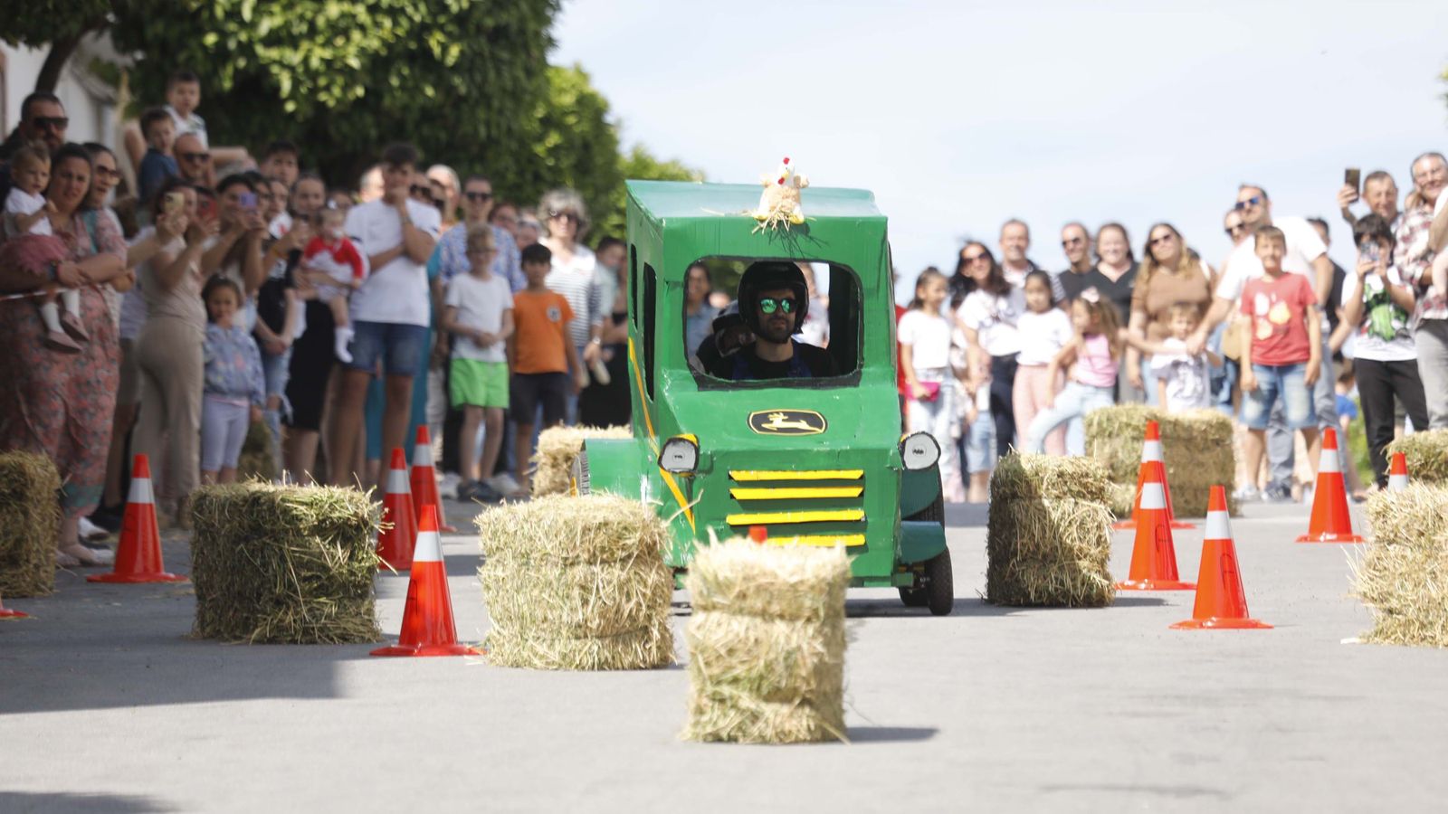 Fotos de la carrera de coches locos de preferia en Tesorillo.