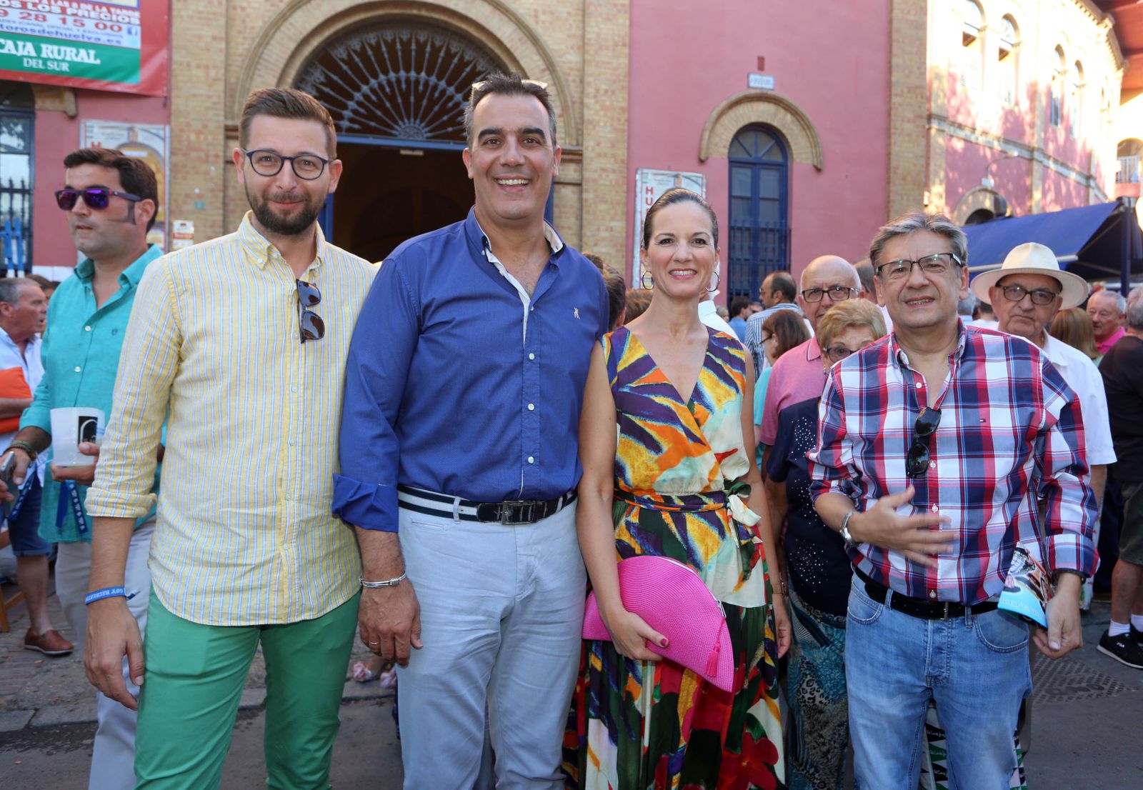 Imágenes del ambiente de la corrida del 3 de agosto en la Plaza de Toros de la Merced