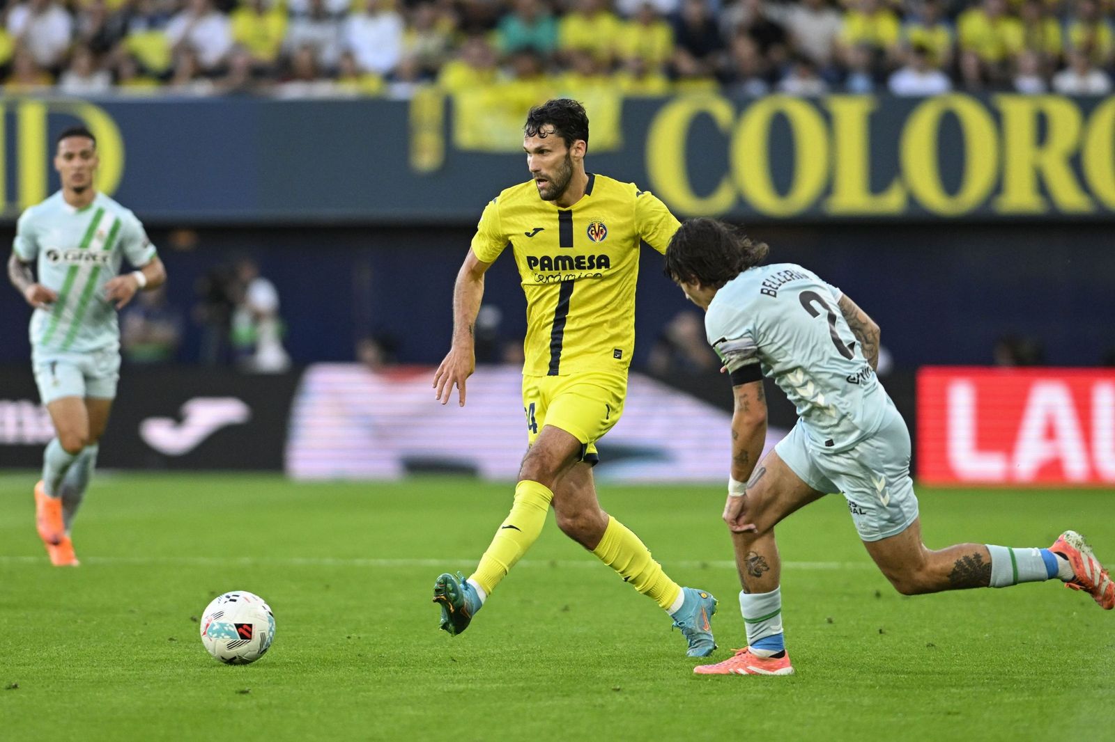 Alfonso Pedraza durante el encuentro del Villarreal ante el Real Betis