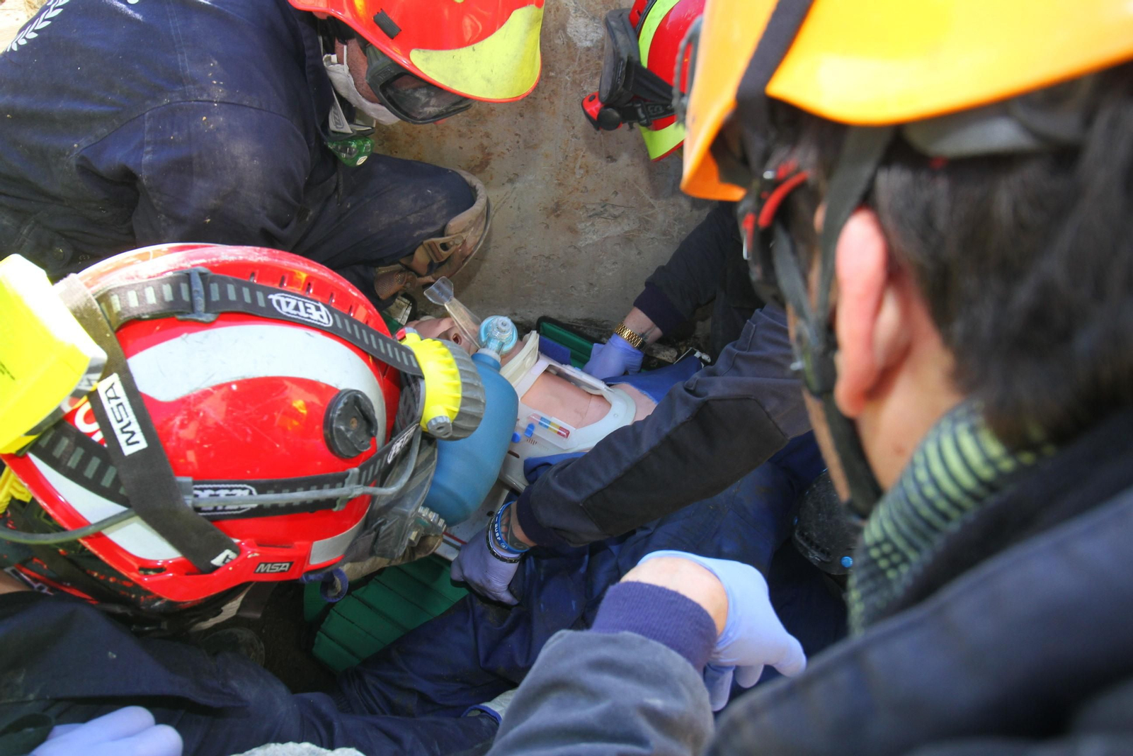 Imágenes del curso Asistencia Sanitaria en Catástrofes de Bomberos Unidos Sin Fronteras