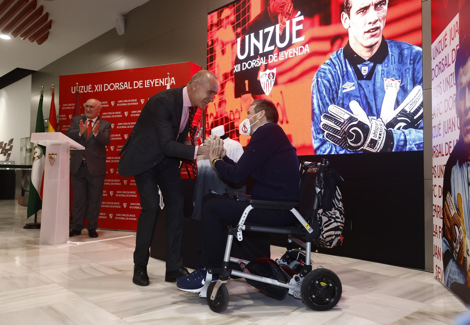 Las imágenes de Juan Carlos Unzué, Dorsal de Leyenda del Sevilla fc