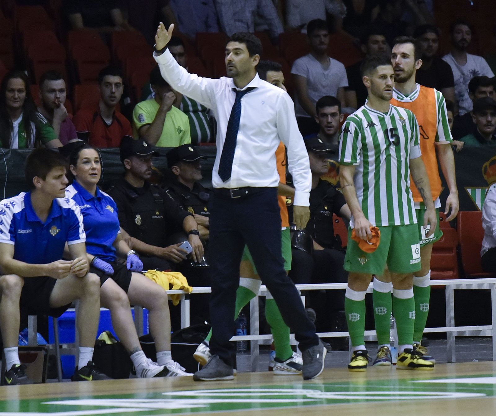 Las fotos del tercer partido del 'play off' entre el Betis Futsal y el Córdoba CF Futsal