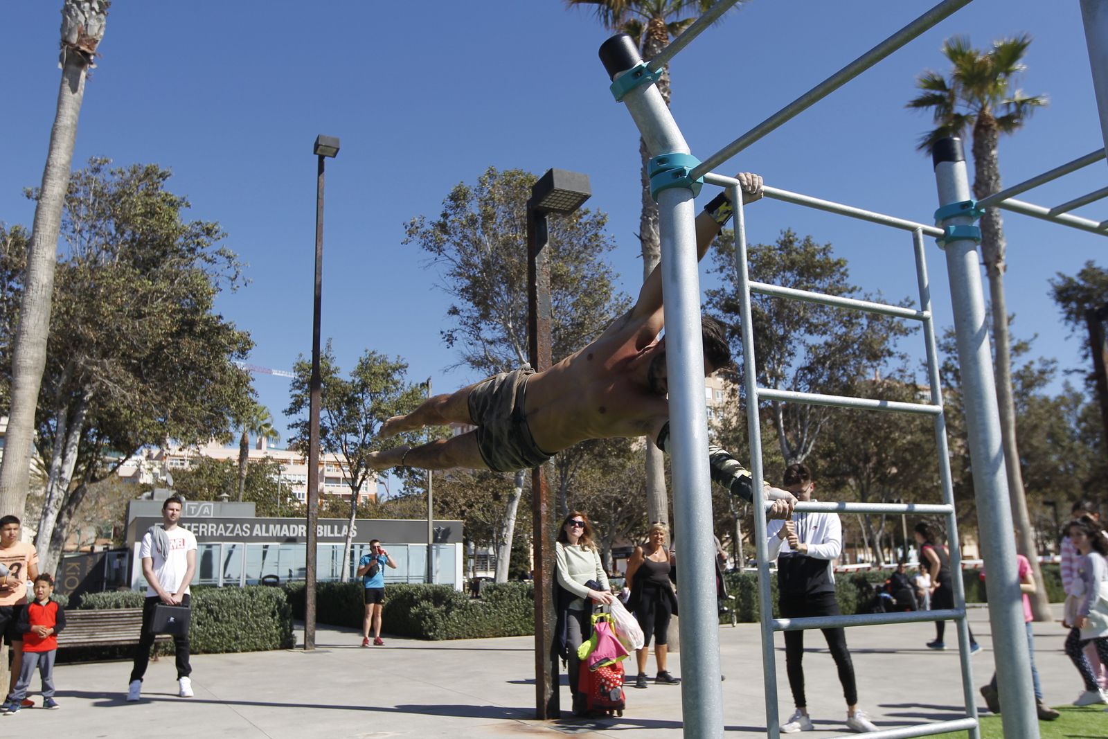 Fotogalería Pista de Calistenia. Parque de los Periodistas. Almería