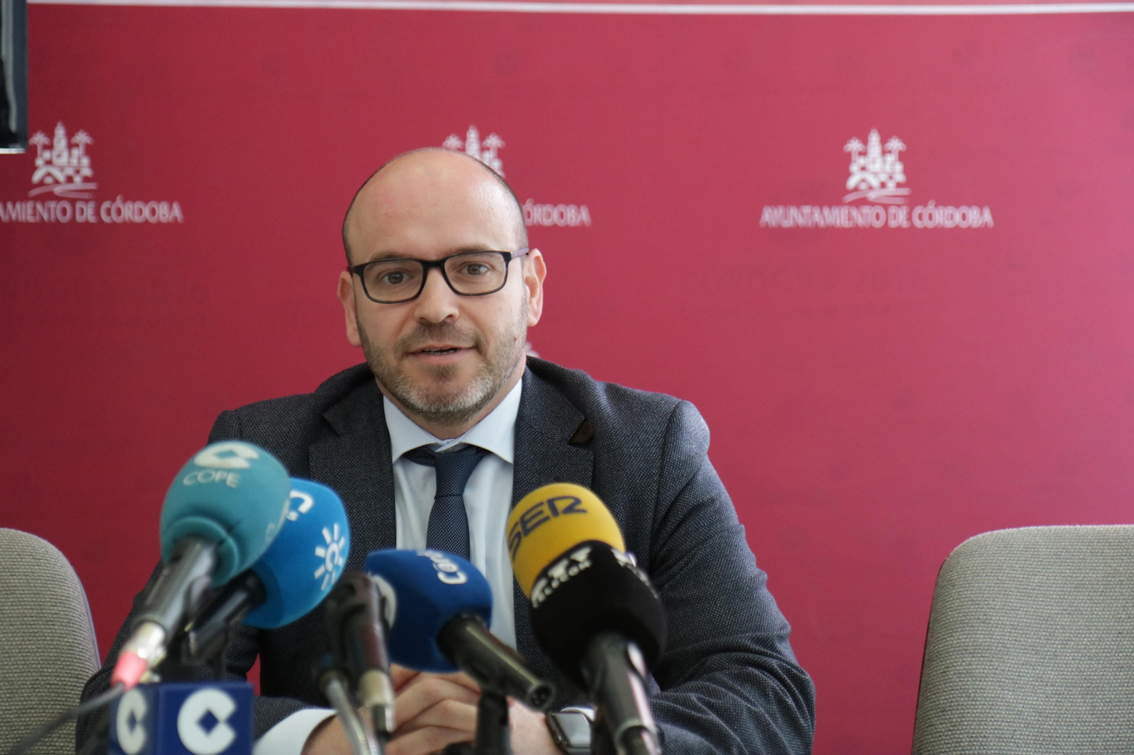 Bernardo Jordano, durante una rueda de prensa.