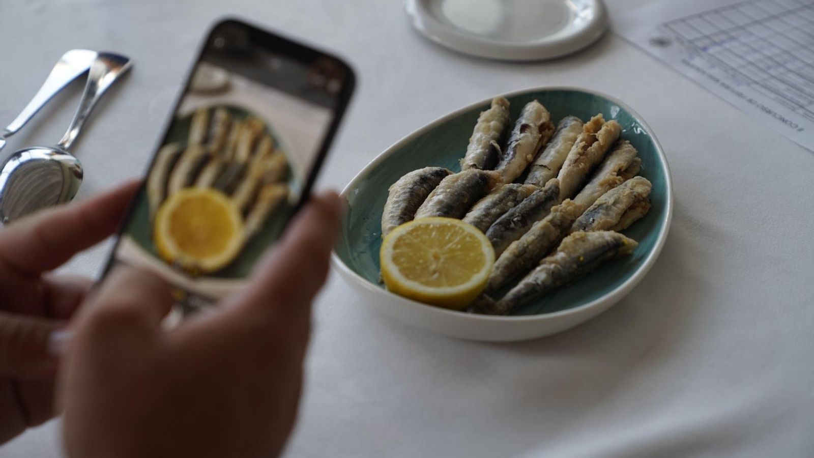 Una fritura de boquerones.
