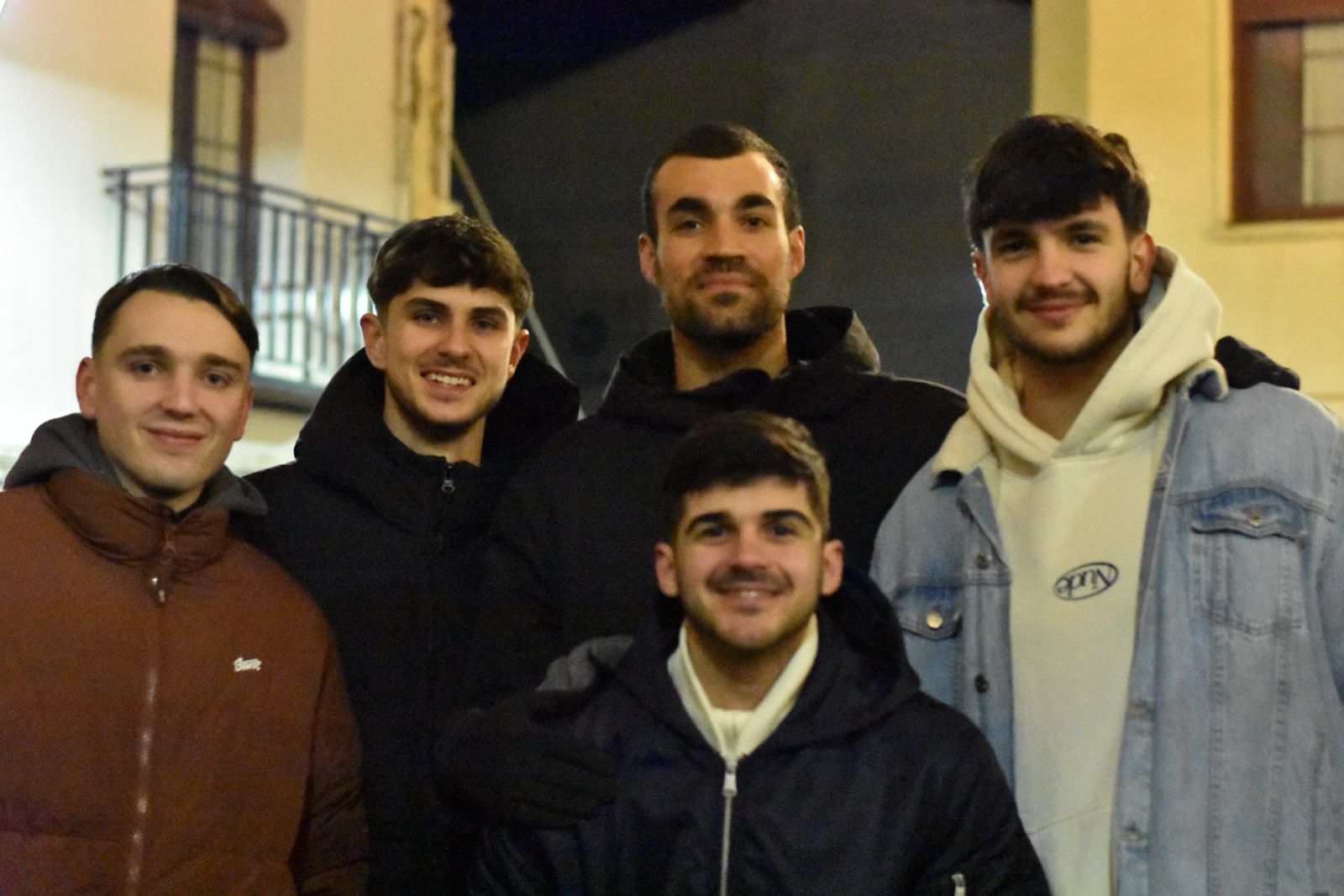 Jaén brilla y disfruta al fuego de las lumbres de San Antón