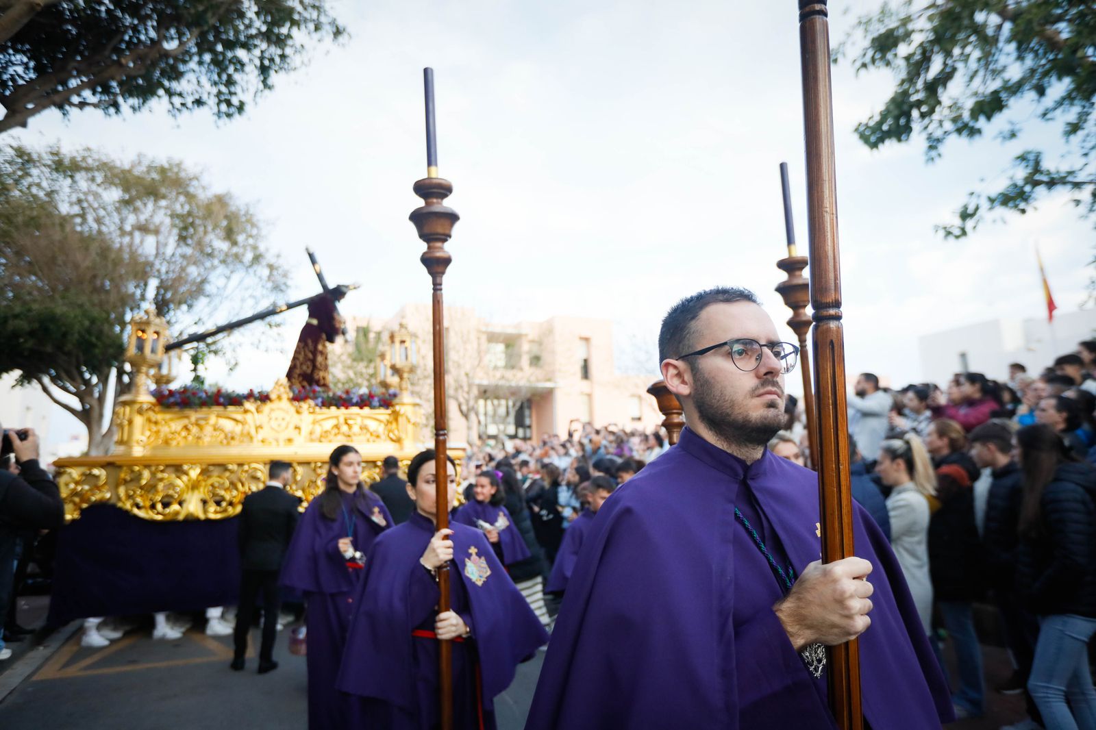 La procesión del Encuentro, en imágenes