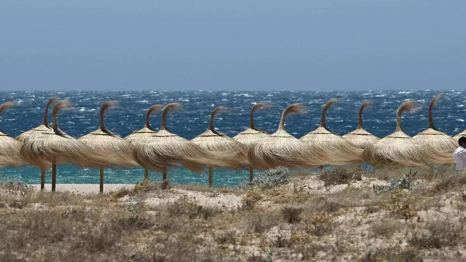 La playa de Atlanterra.