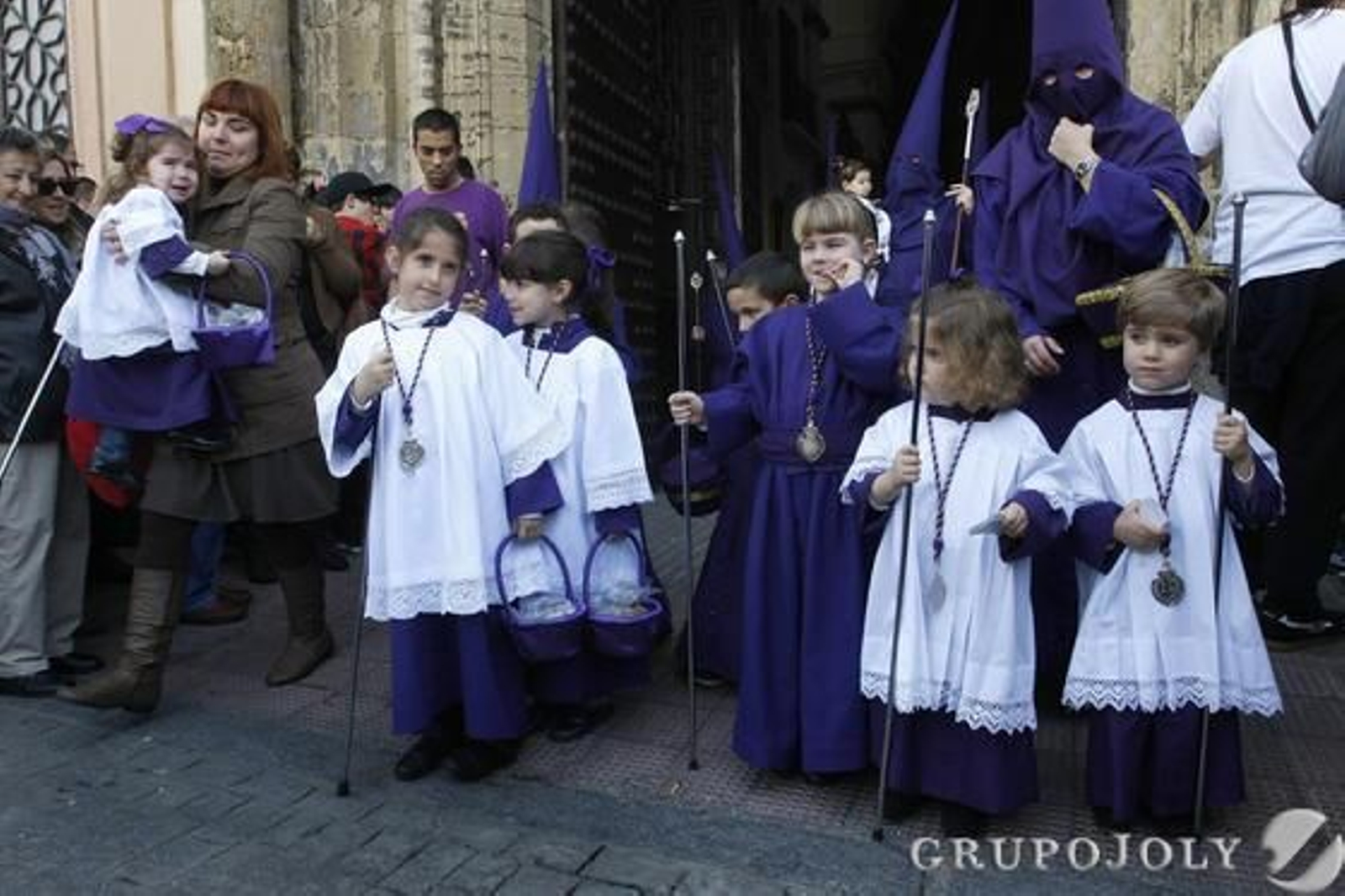 La hermandad de Columna. 

Foto: Jose Braza