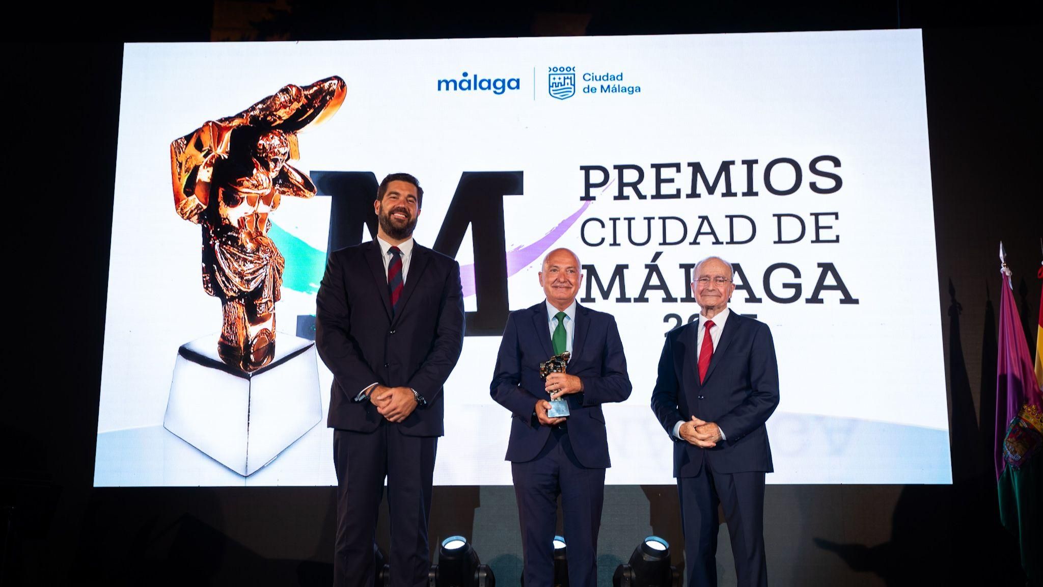 El Ayuntamiento reparte ocho galardones en los Premios Ciudad de Málaga 2025
