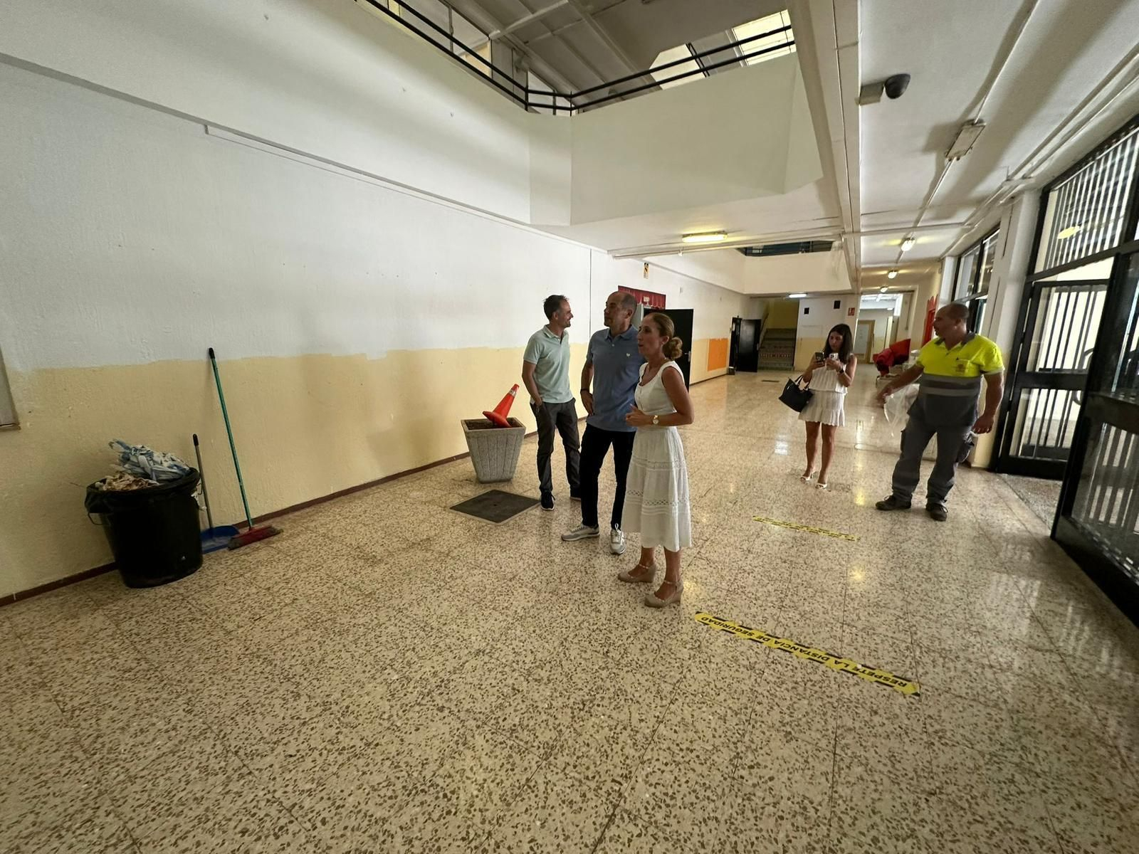 La visita institucional al colegio Acapulco.