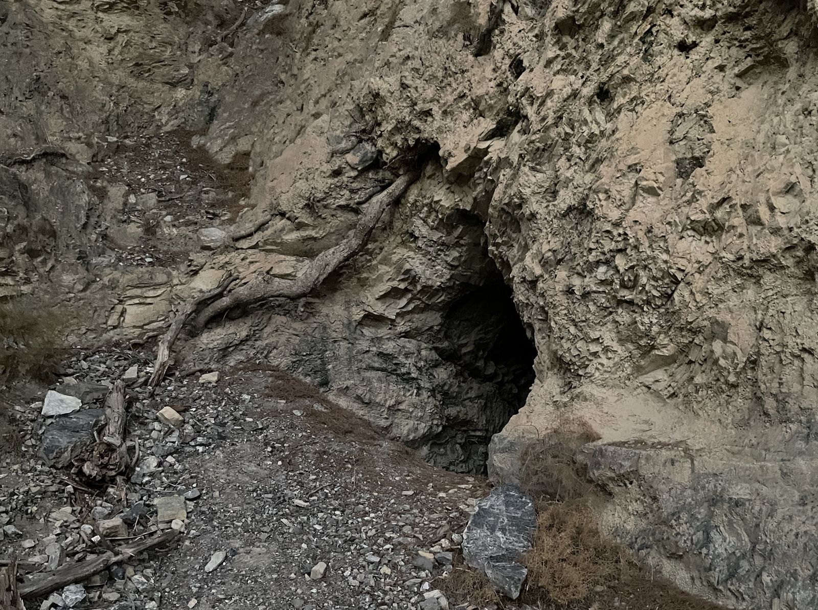 Haz una excursión a estas cuevas de Granada