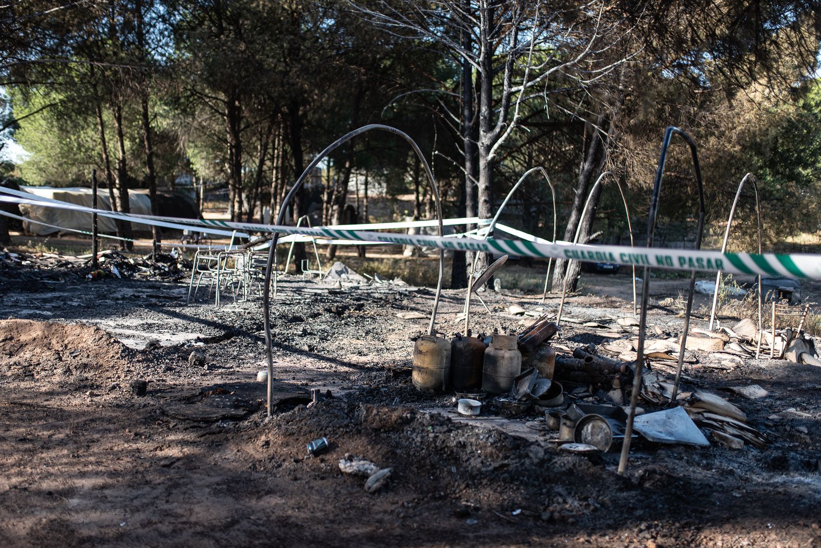 Imágenes del incendio en el poblado chabolista de Lucena del Puerto