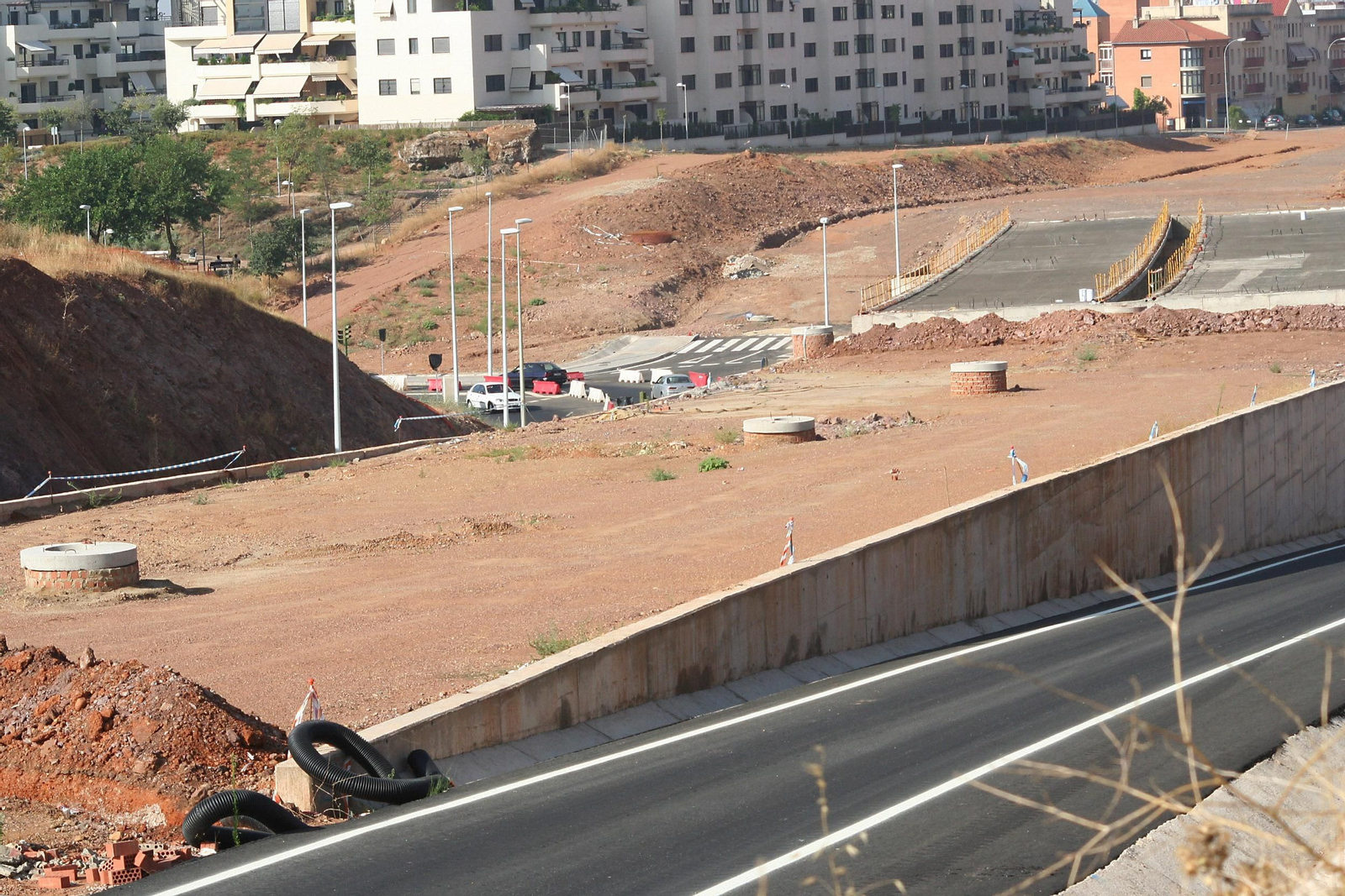 Obras inacabadas en la Ronda Norte.