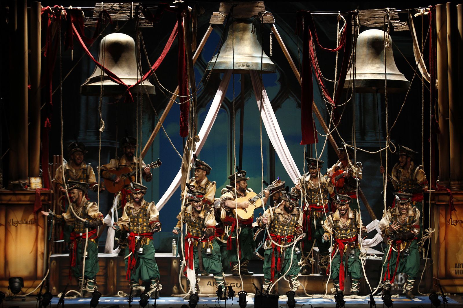 Las imágenes de la sexta función de cuartos