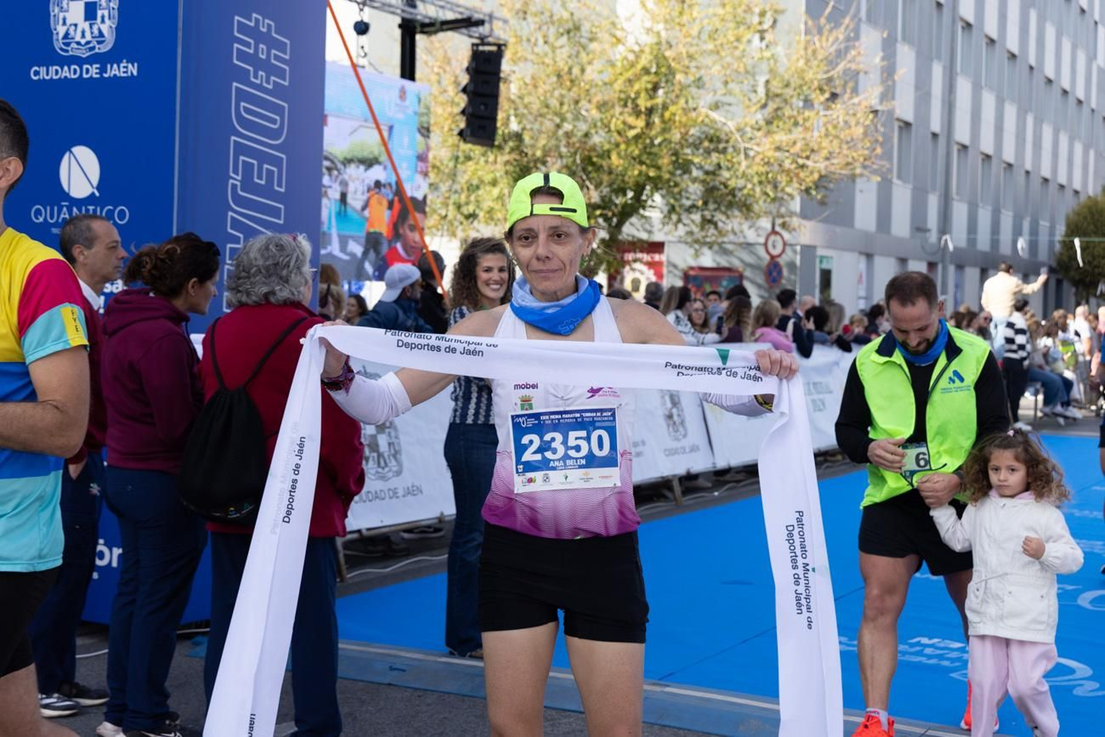 En imágenes: multitudinaria e histórica XXIX Media Maratón 'Ciudad de Jaén' y 10k en memoria de Paco Manzaneda