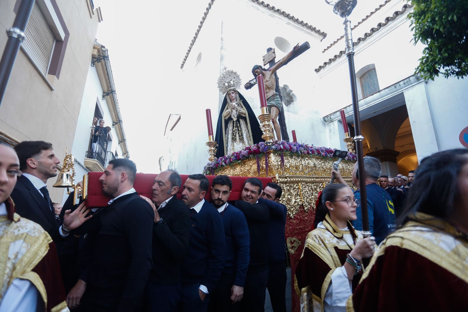 Sobriedad en Los Barrios con el Buena Muerte y Mayor Dolor