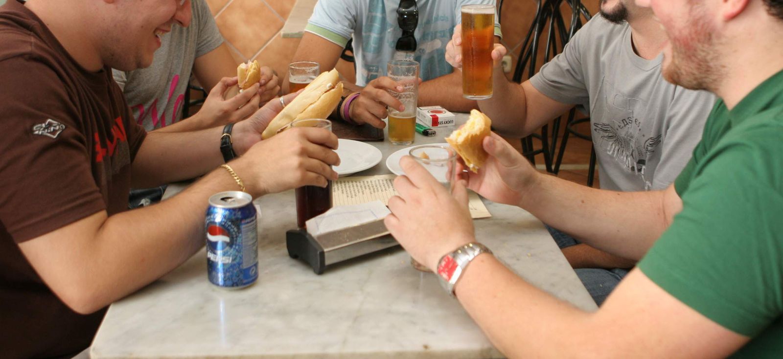 Bares en Granada para degustar los mejores bocadillos