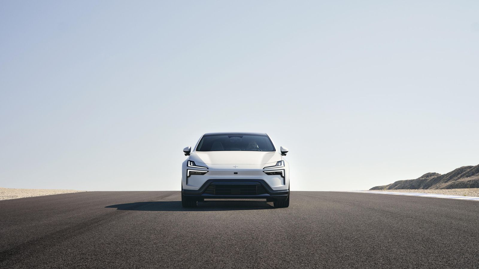 Por su situación en la gama Polestar este SUV debería tener un precio de arranque en torno a 60.000 euros. Por su situación en la gama Polestar este SUV debería tener un precio de arranque en torno a 60.000 euros.
