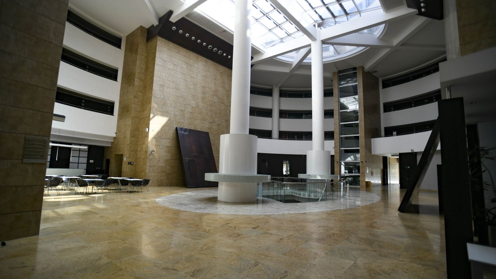 Hotel Nevada Palace, ayer.