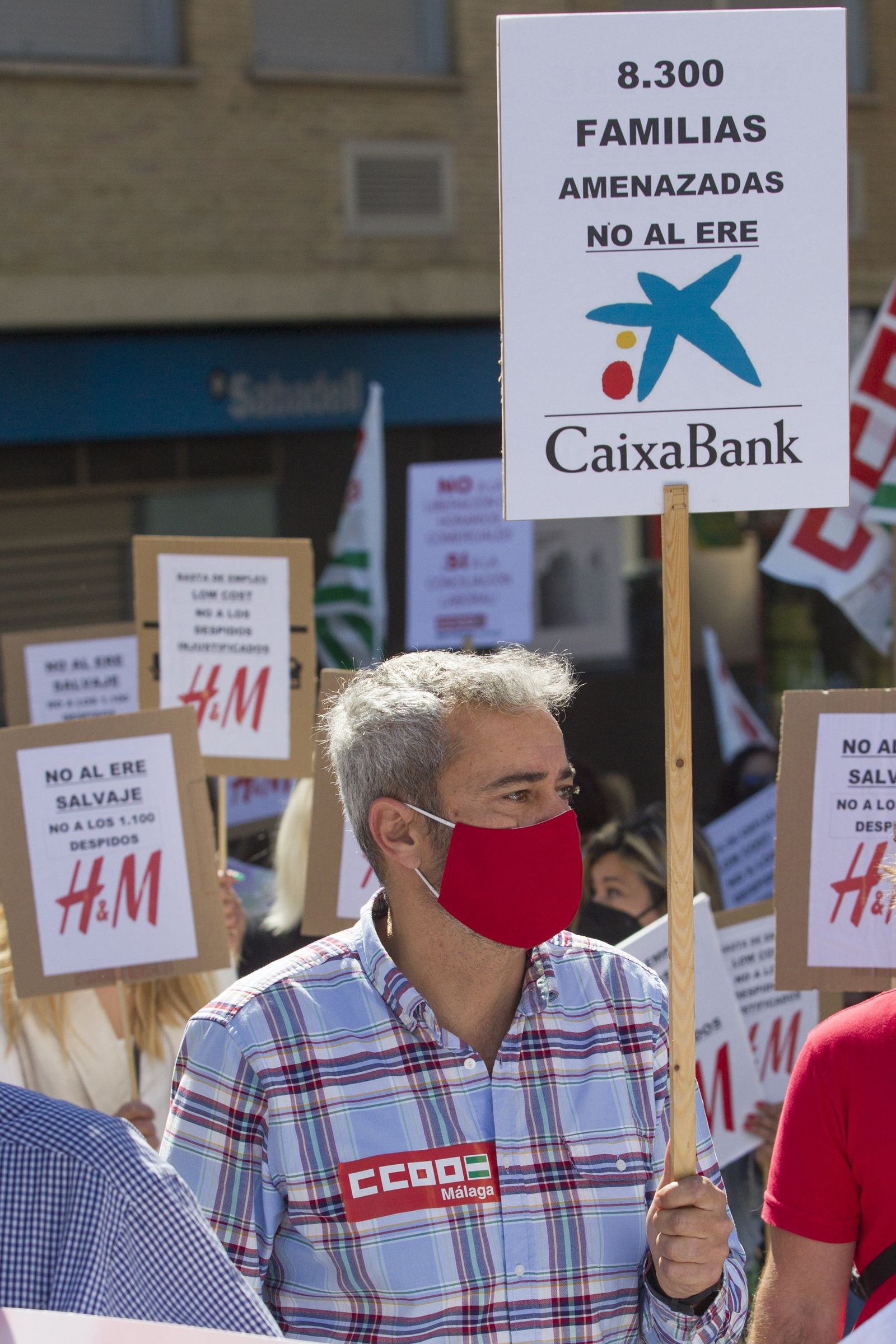Primero de Mayo en Málaga marcado por la pandemia, en fotos