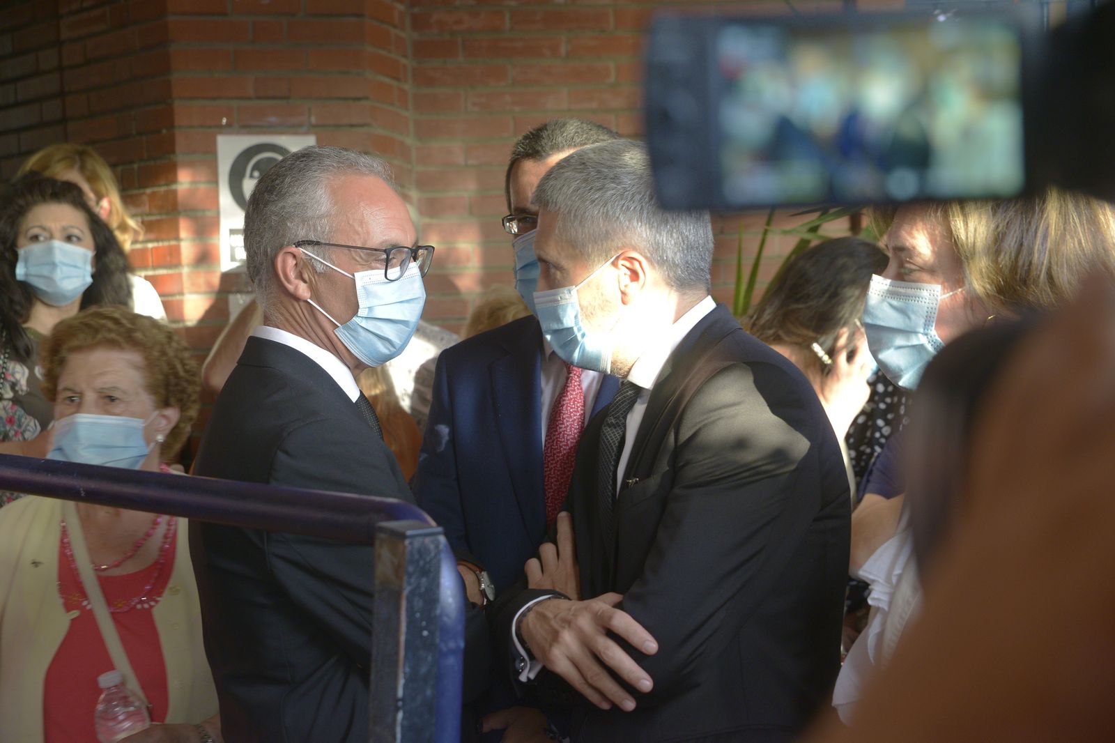 Fotos de la visita del Ministro del Interior a La Linea