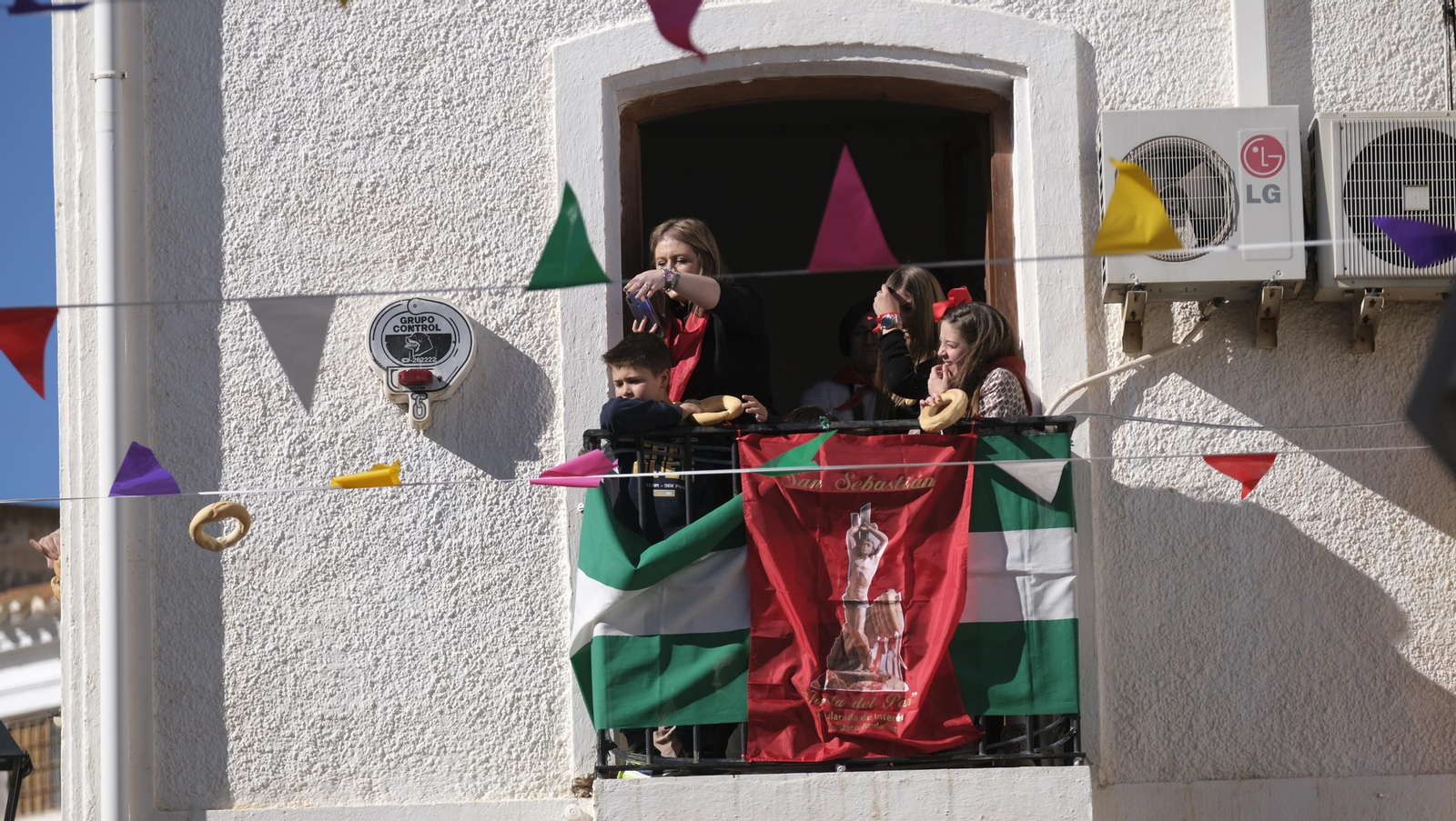 Los vecinos de Lubrín se echan a las calles por San Sebastián