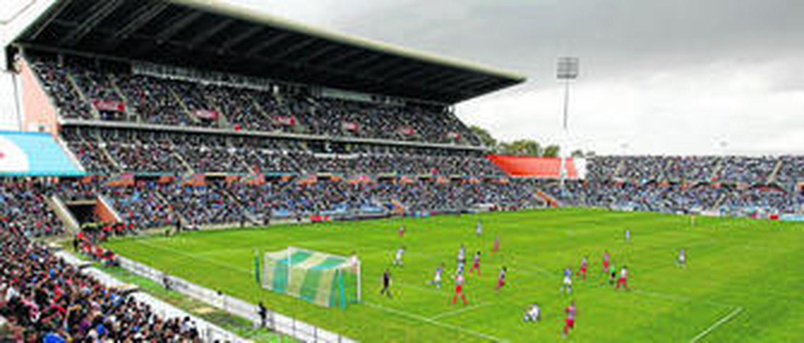 El Nuevo Colombino se llenó por primera vez esta temporada en el choque contra el Granada B y fue clave en aquella victoria recreativista.