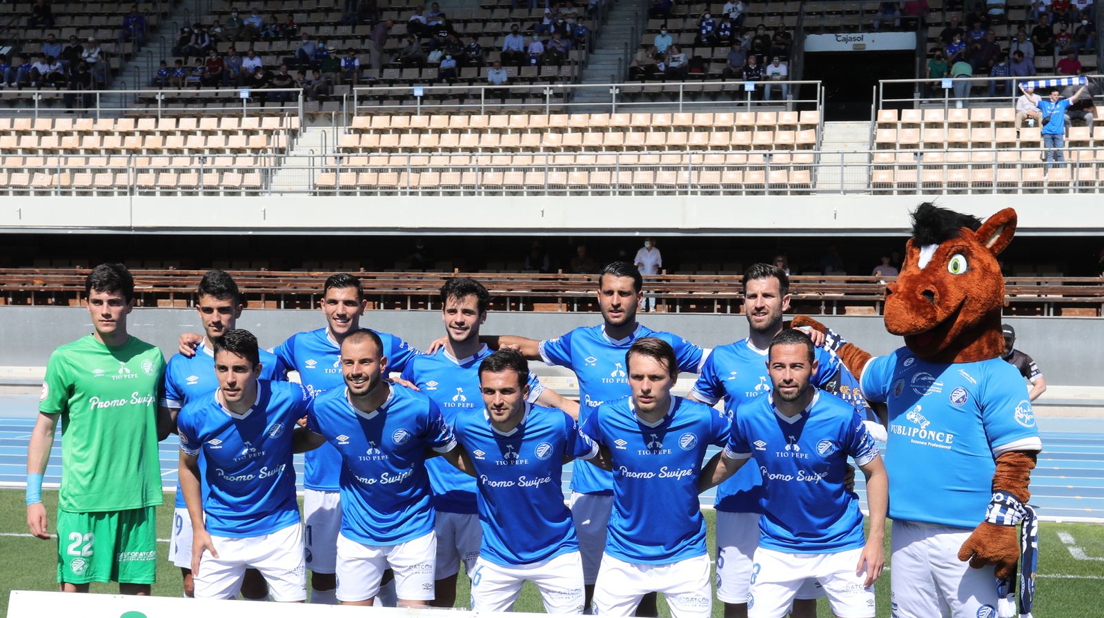 Once del Xerez DFC en Chapín frente al Tamaraceite con Ricky, del filial, como titular.