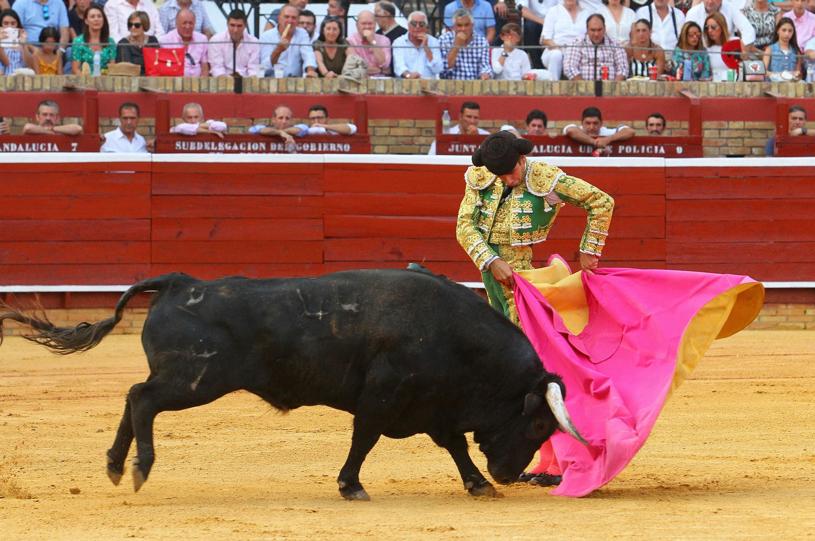 Faena de Emilio Silvera en la novillada de la Plaza de La Merced