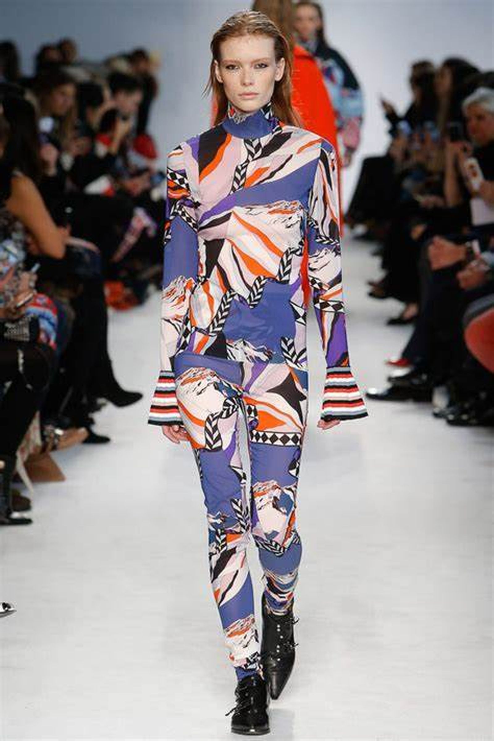 Los vestidos, los monos y los estampados son señas de identidad que han caracterizado y lo harán a la firma Emilio Pucci.