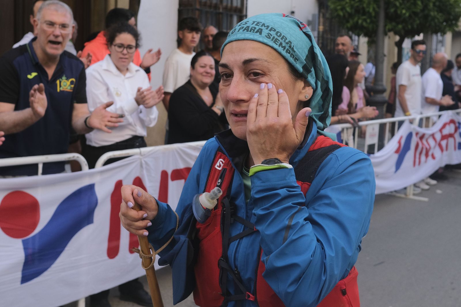 Cierre de la meta de los 101 kilómetros de la Legión, en fotos.