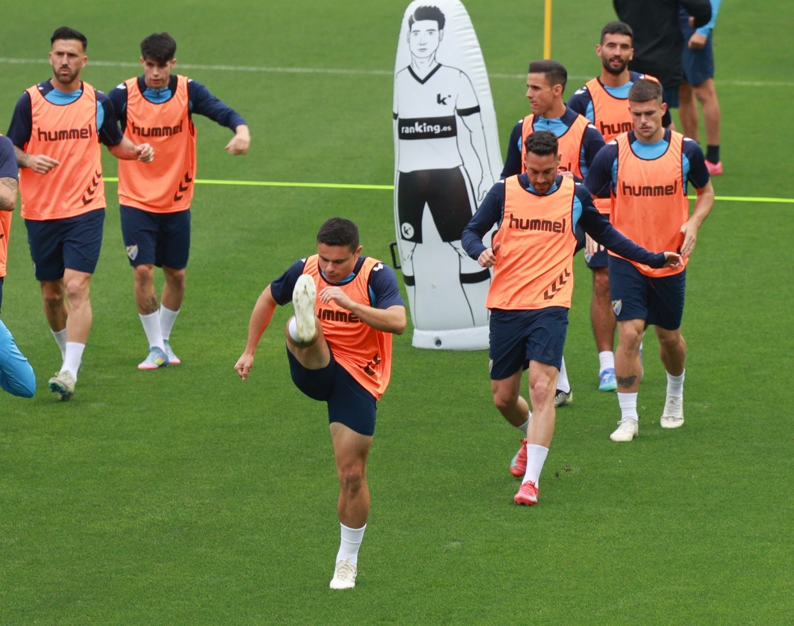 El Málaga CF prepara el derbi andaluz en La Rosaleda
