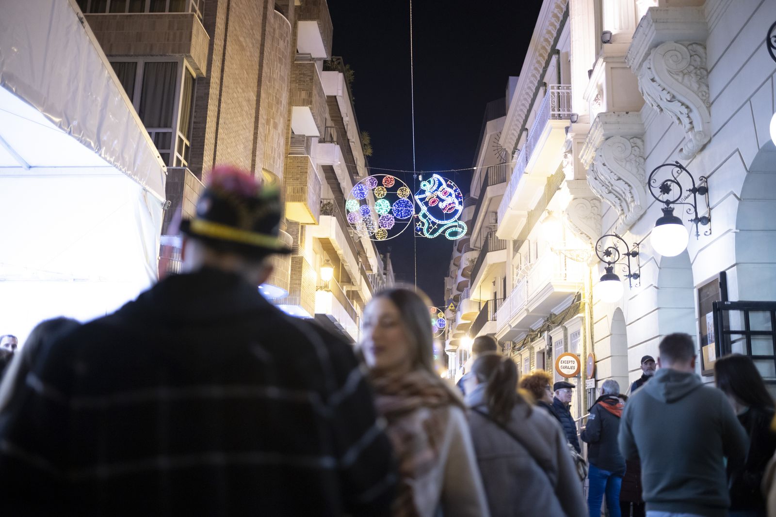 Ambiente del primer día de semifinal del Carnaval Colombino