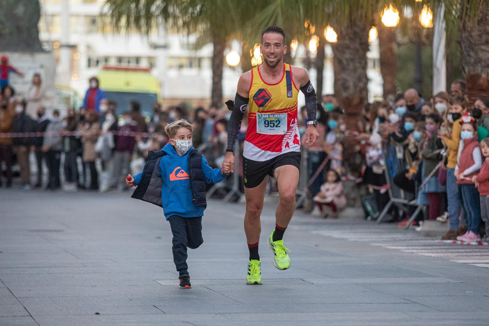 La V San Silvestre gaditana, en imágenes