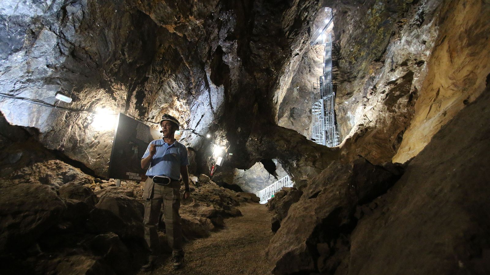 Una de las galerías de la Mina Rica de Pulpí.
